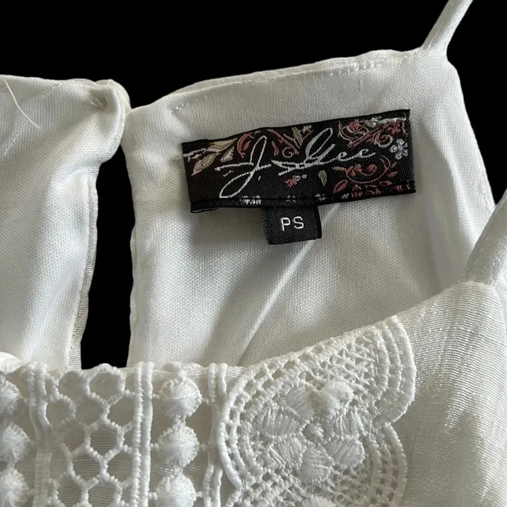 White Boho Dress. J Glee. Size PS - Picture 8 of 8